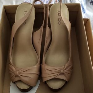 Brand new peep toe pumps
